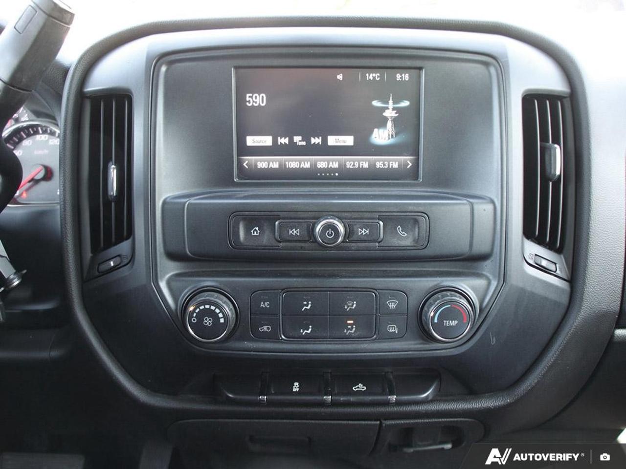 2017 GMC Sierra 1500 4WD Crew Cab Standard Box Photo