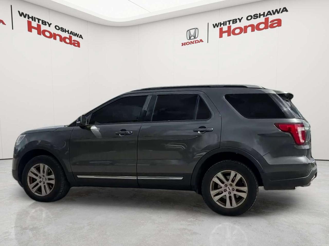 2018 Ford Explorer XLT Photo