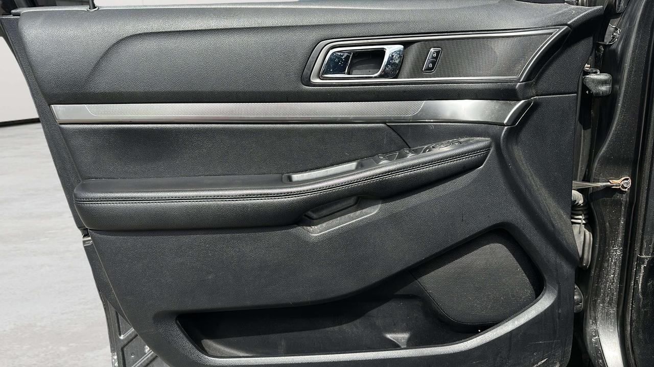 2018 Ford Explorer XLT Photo