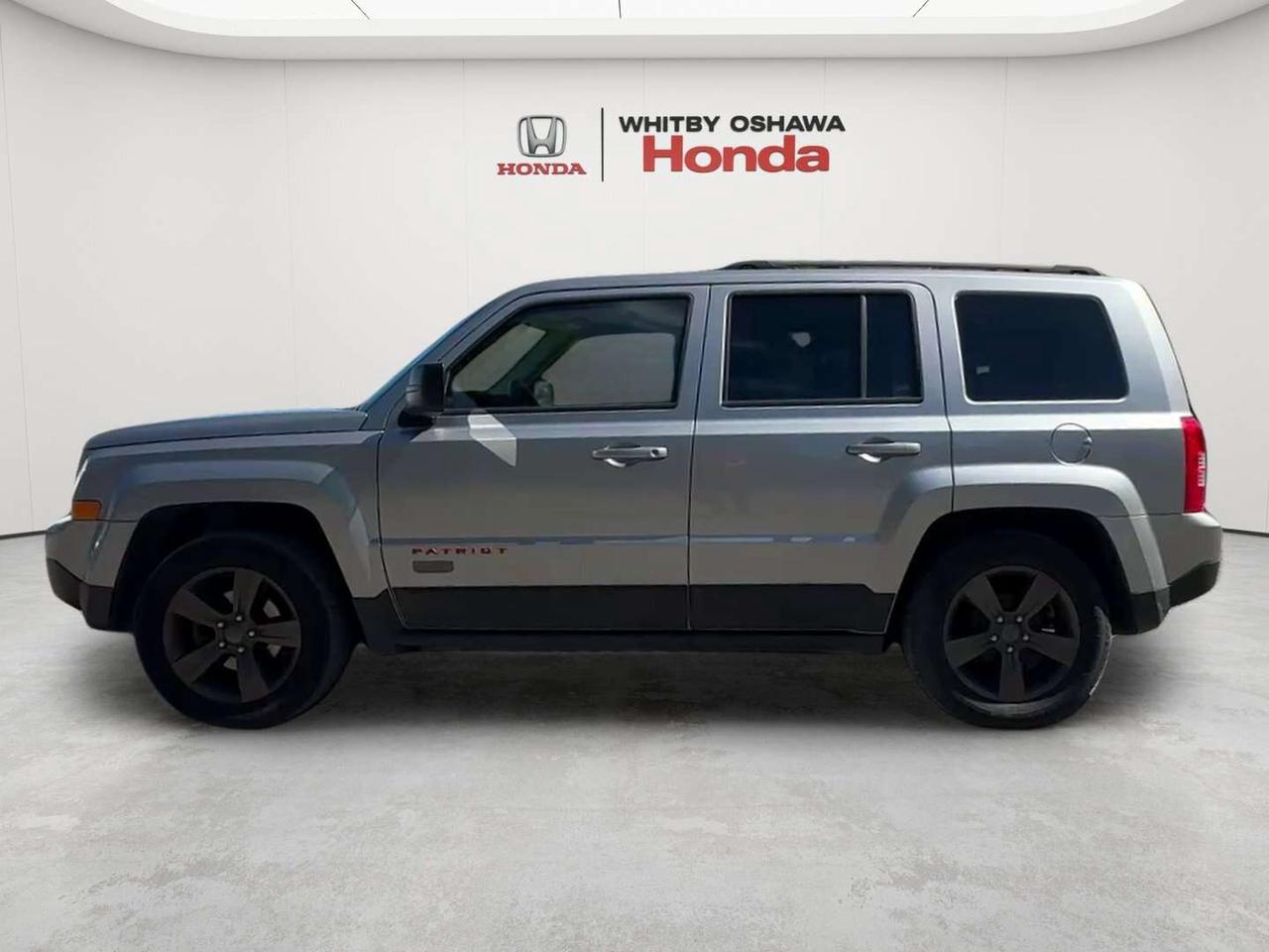 2016 Jeep Patriot 75th Anniversary Edition Photo2