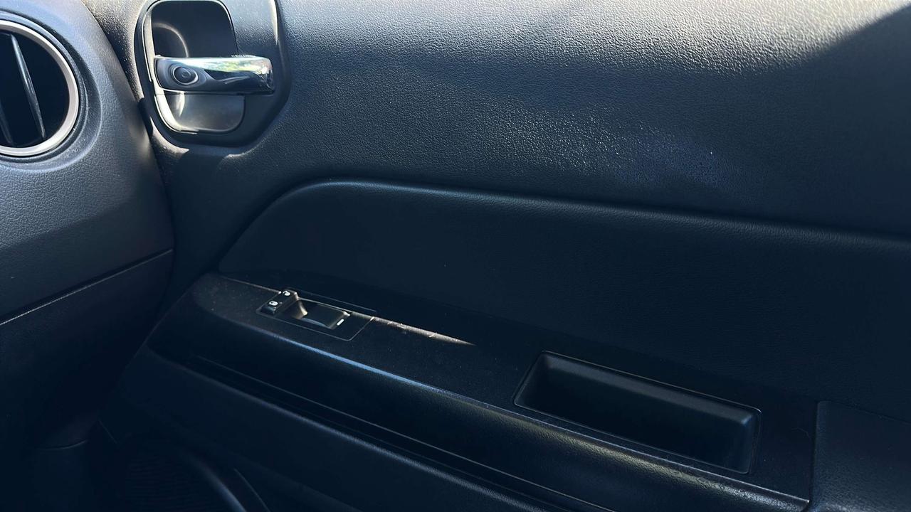 2016 Jeep Patriot 75th Anniversary Edition Photo