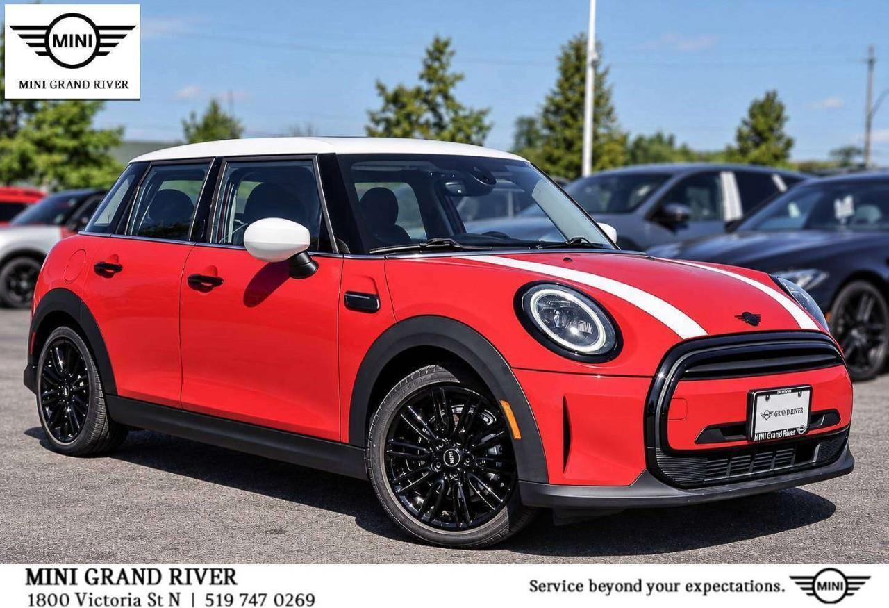 2022 MINI 5 Door Cooper 4dr Hatchback Photo