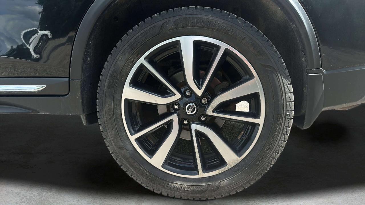 2019 Nissan Rogue SL Photo