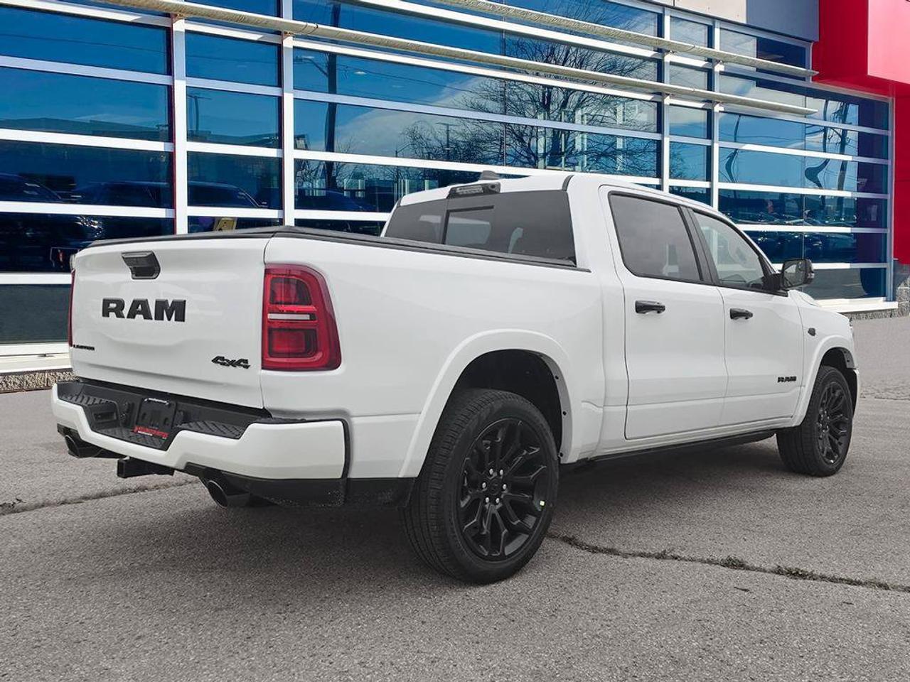 2027 RAM 1500 Limited NIGHT EDITION| PANO ROOF| TRAILER TOW GROUP| 4X4| 5.7L HEMI|BED UTILITY GROUP| Photo