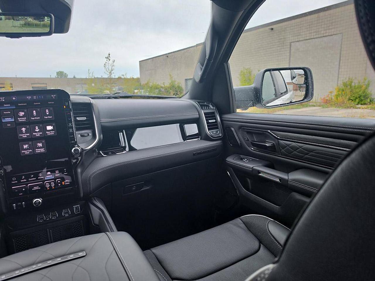 2027 RAM 1500 Limited NIGHT EDITION| PANO ROOF| TRAILER TOW GROUP| 4X4| 5.7L HEMI|BED UTILITY GROUP| Photo