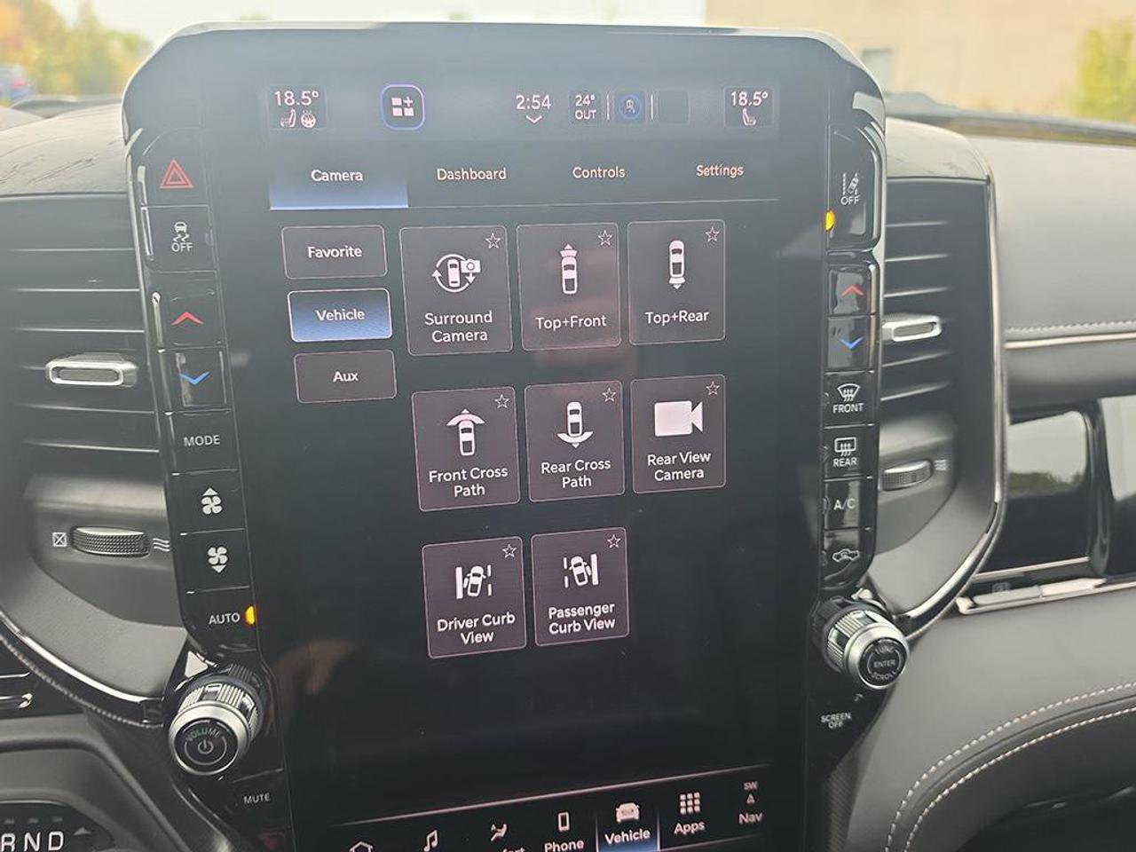 2027 RAM 1500 Limited NIGHT EDITION| PANO ROOF| TRAILER TOW GROUP| 4X4| 5.7L HEMI|BED UTILITY GROUP| Photo