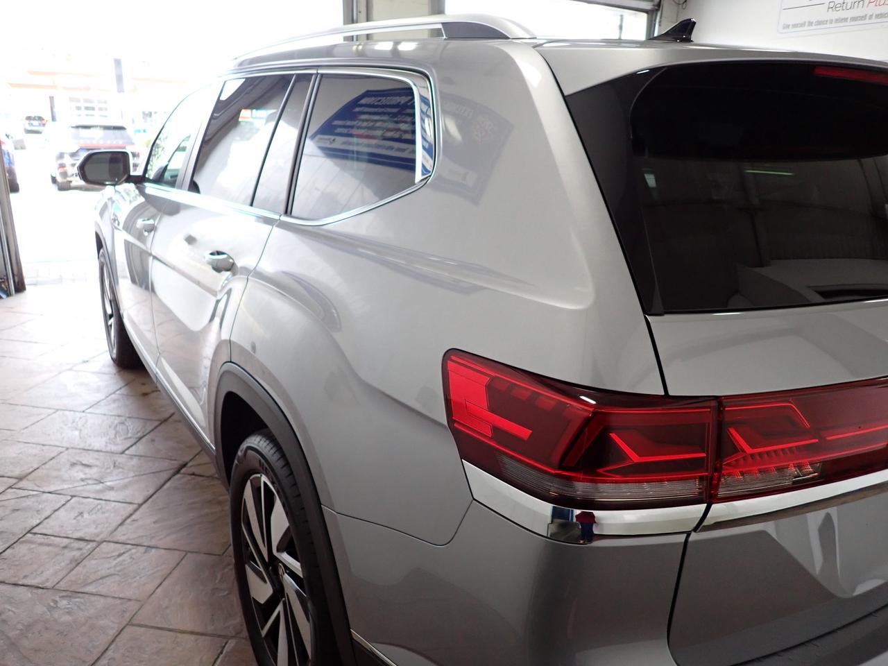 2026 Volkswagen Atlas Highline 4WD 6 PASS LEATHER NAVI SUNROOF Photo