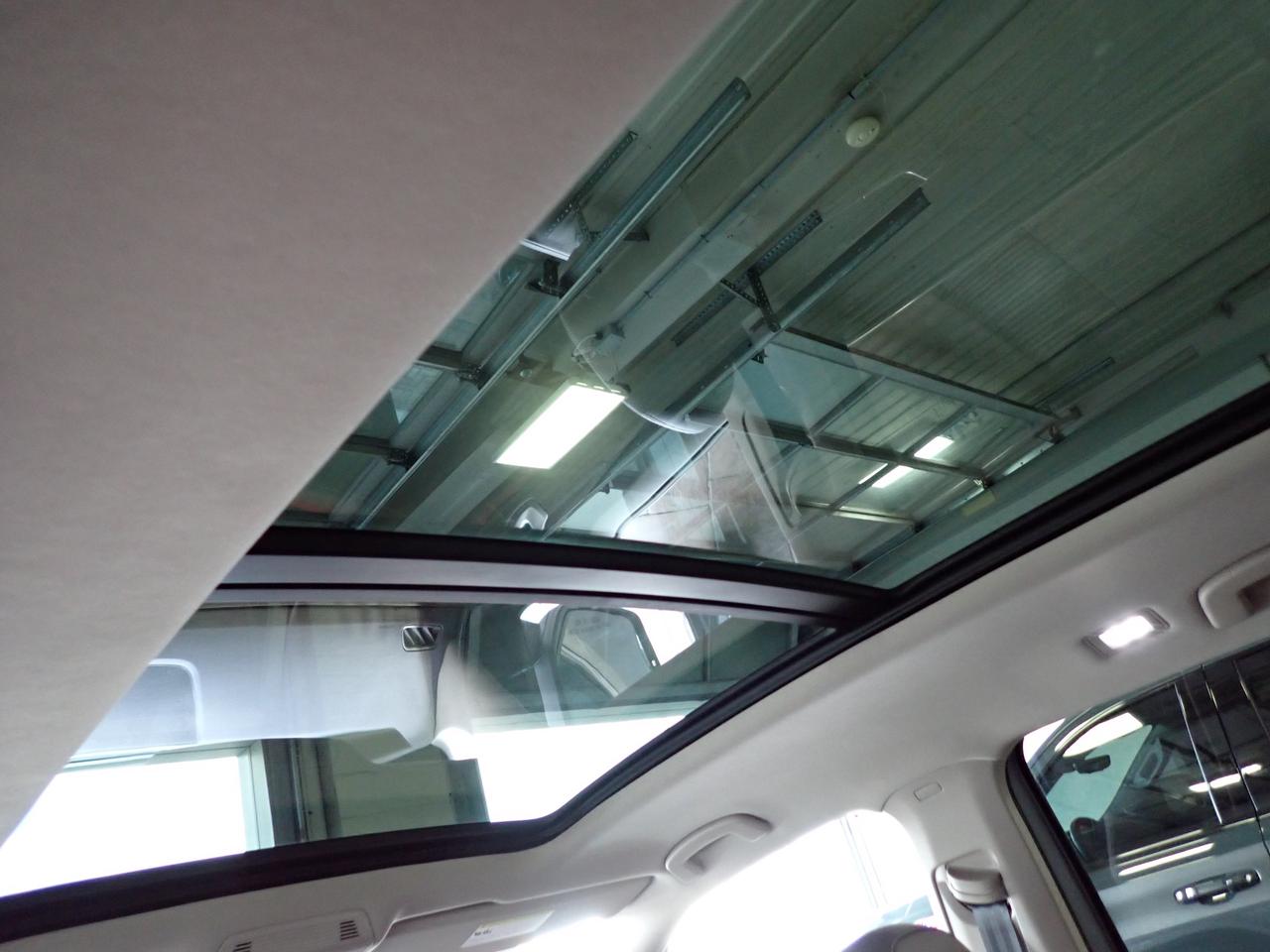 2026 Volkswagen Atlas Highline 4WD 6 PASS LEATHER NAVI SUNROOF Photo