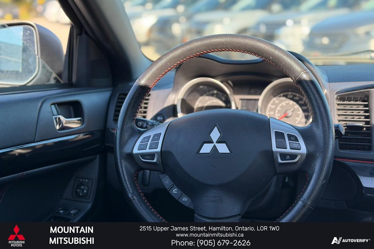 2017 Mitsubishi Lancer Se Black Edition Photo