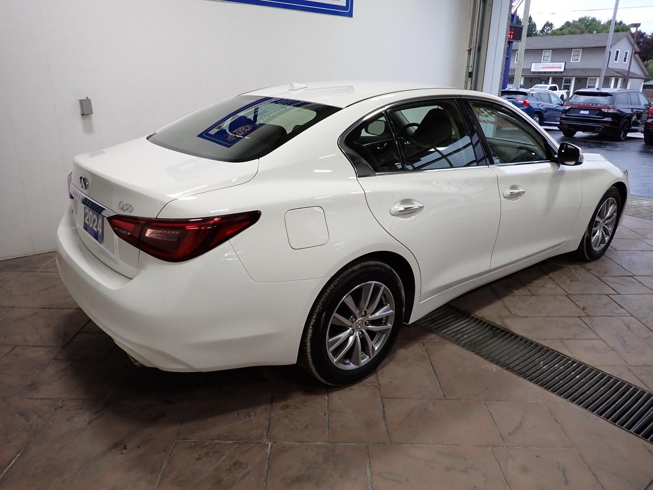 2024 Infiniti Q50 PURE AWD 4DR LEATHER Photo1