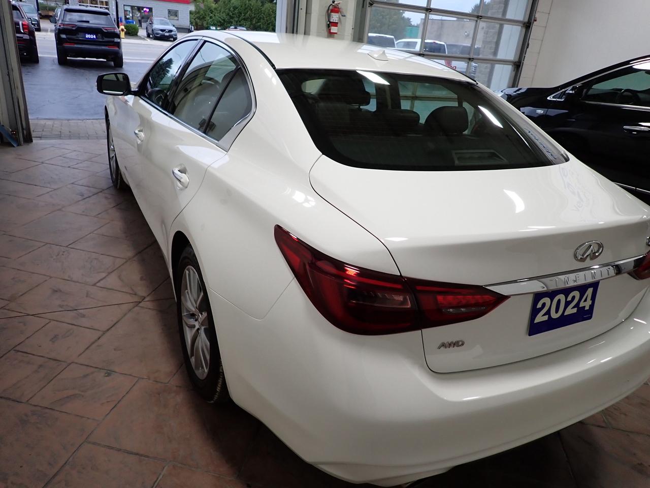 2024 Infiniti Q50 PURE AWD 4DR LEATHER Photo