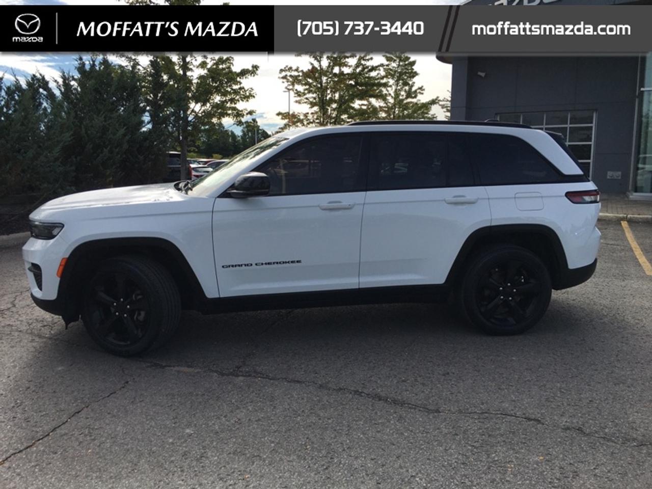 2022 Jeep Grand Cherokee Altitude Photo5