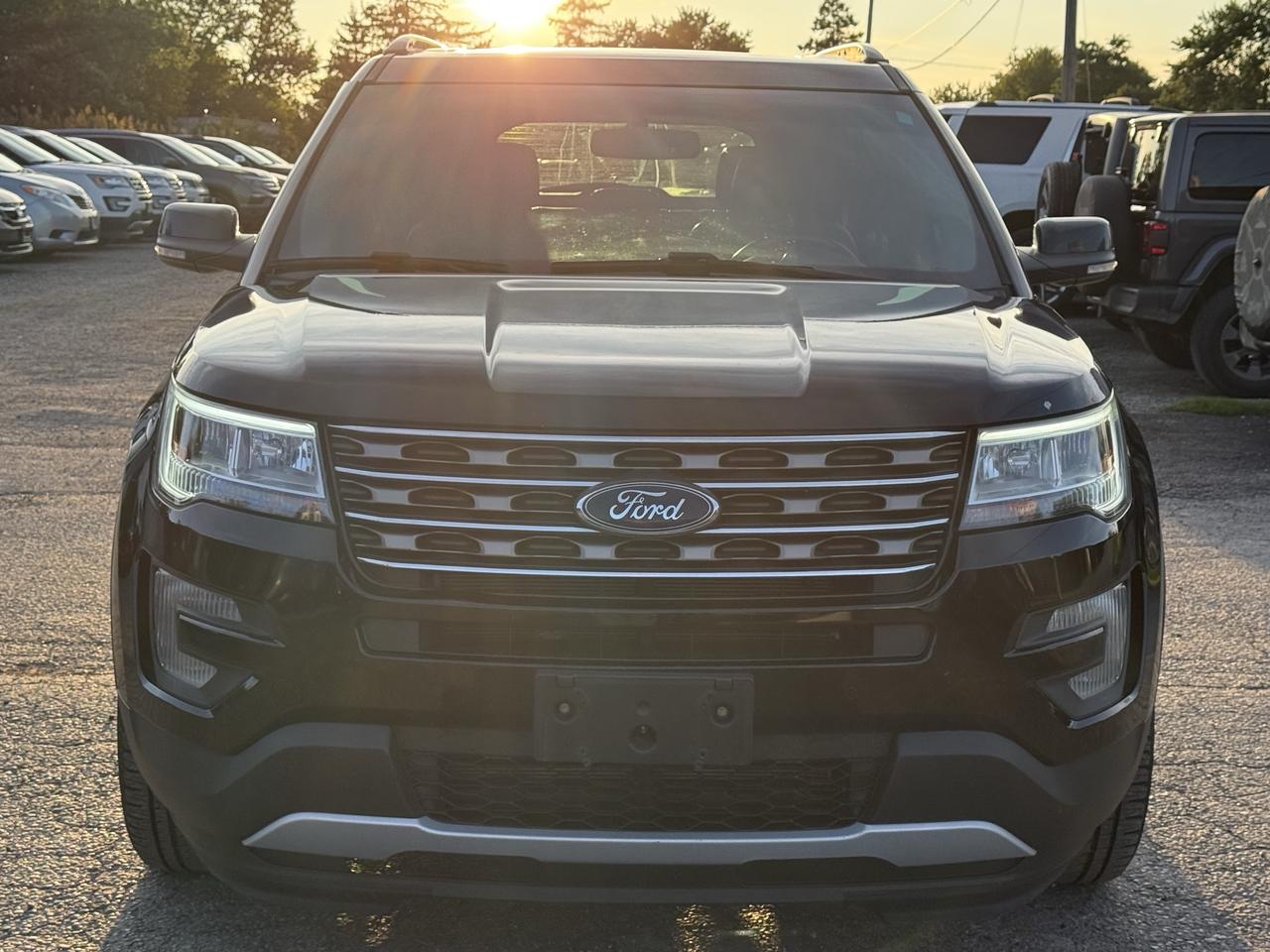 2017 Ford Explorer 4WD 4dr XLT Photo