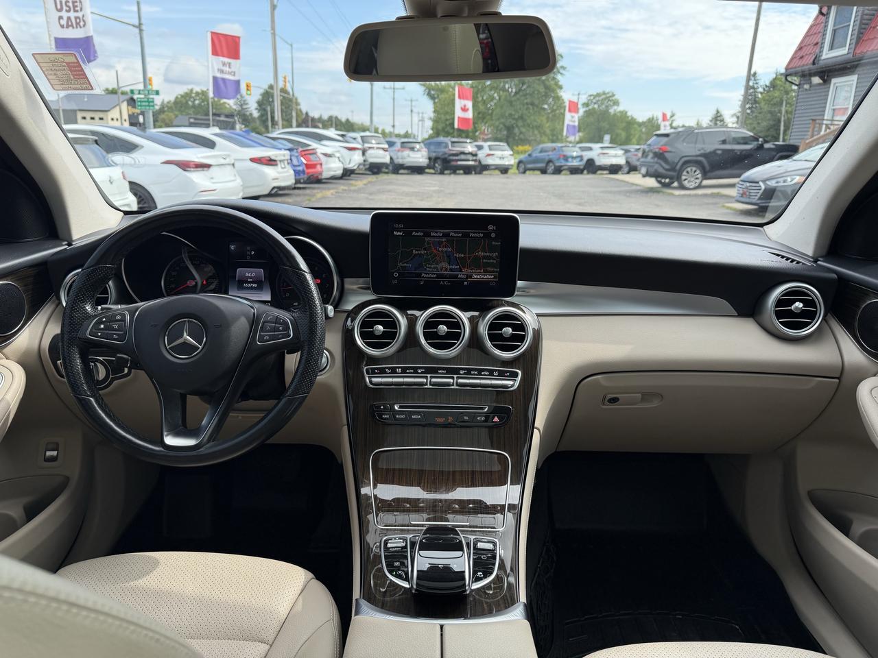 2019 Mercedes-Benz GLC-Class GLC 300 Photo