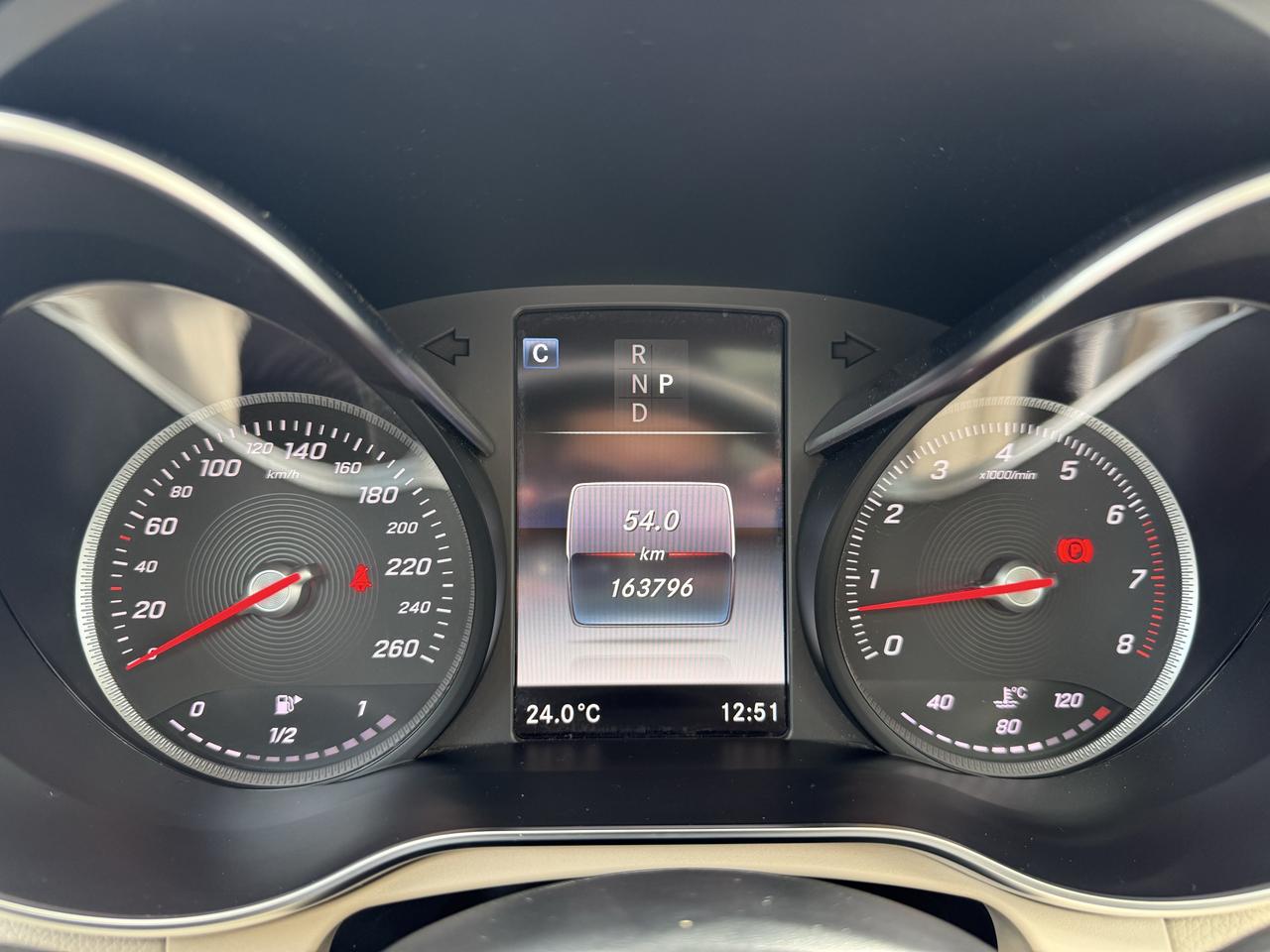2019 Mercedes-Benz GLC-Class GLC 300 Photo