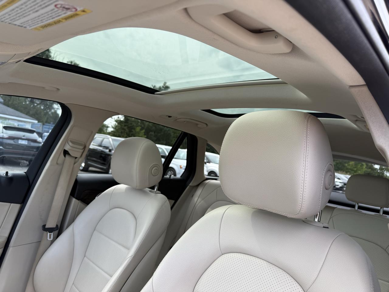 2019 Mercedes-Benz GLC-Class GLC 300 Photo