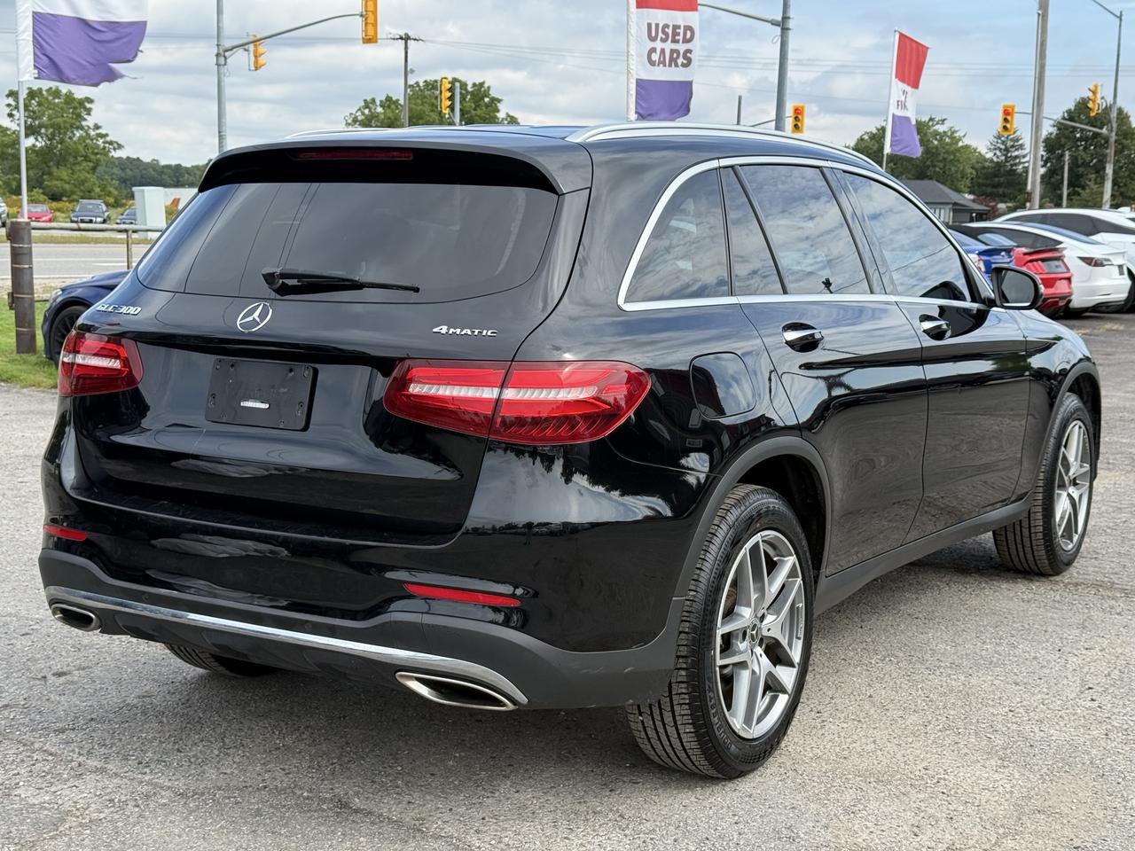 2019 Mercedes-Benz GLC-Class GLC 300 Photo