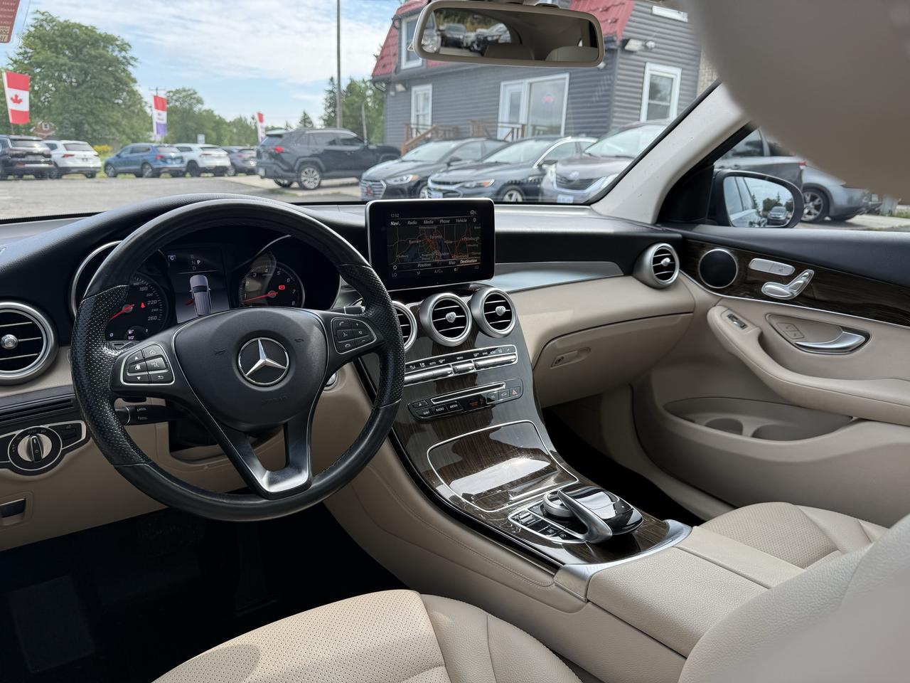 2019 Mercedes-Benz GLC-Class GLC 300 Photo