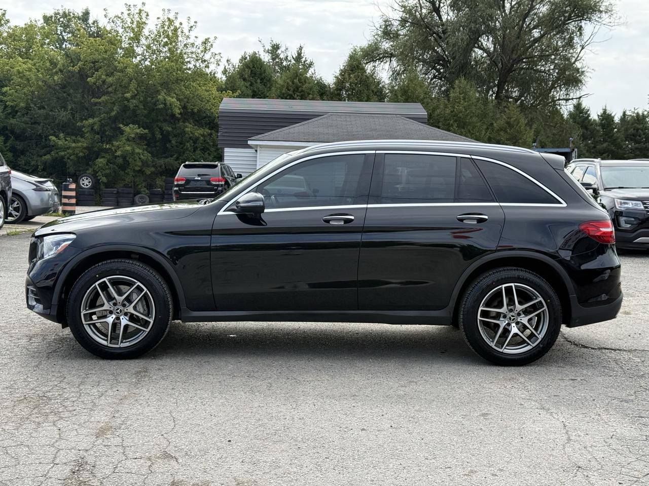 2019 Mercedes-Benz GLC-Class GLC 300 Photo