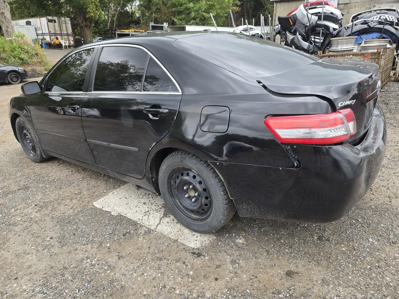 2010 Toyota Camry LE - Photo #6
