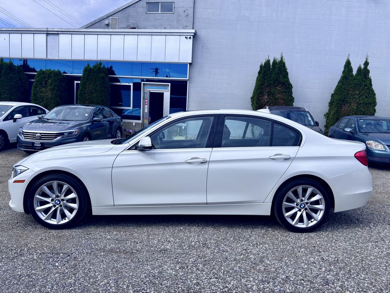 2014 BMW 3 Series FINANCING AVAILABLE Photo8