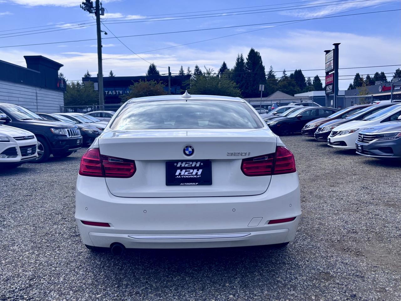 2014 BMW 3 Series FINANCING AVAILABLE Photo6