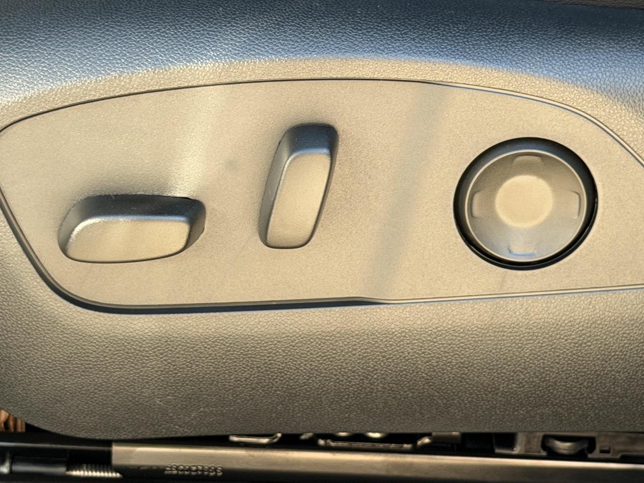 2027 GMC Acadia Denali Photo
