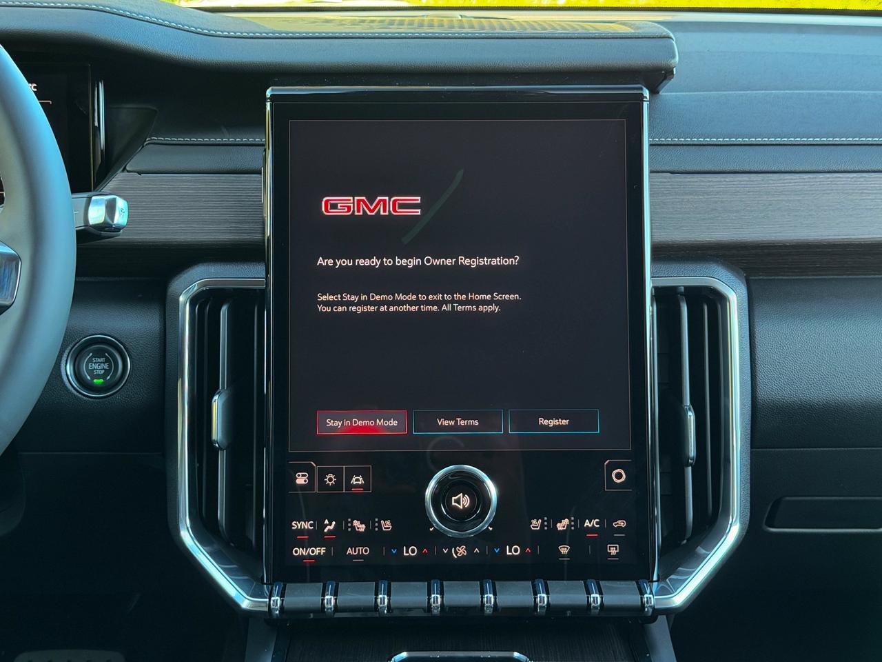 2027 GMC Acadia Denali Photo