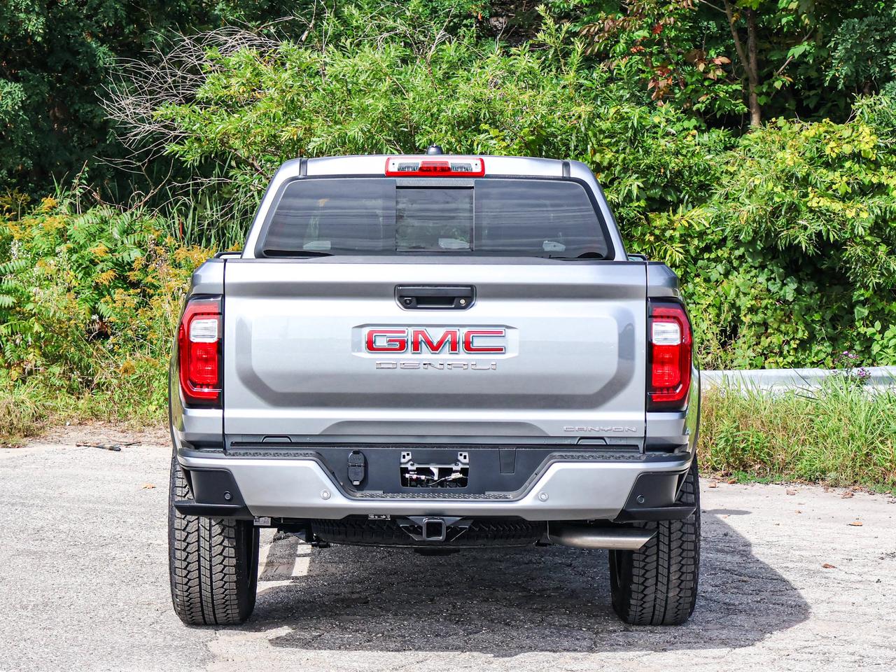 2026 GMC Canyon Denali Photo