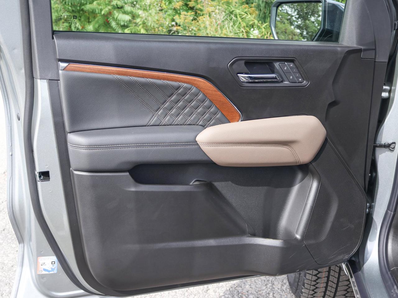 2026 GMC Canyon Denali Photo