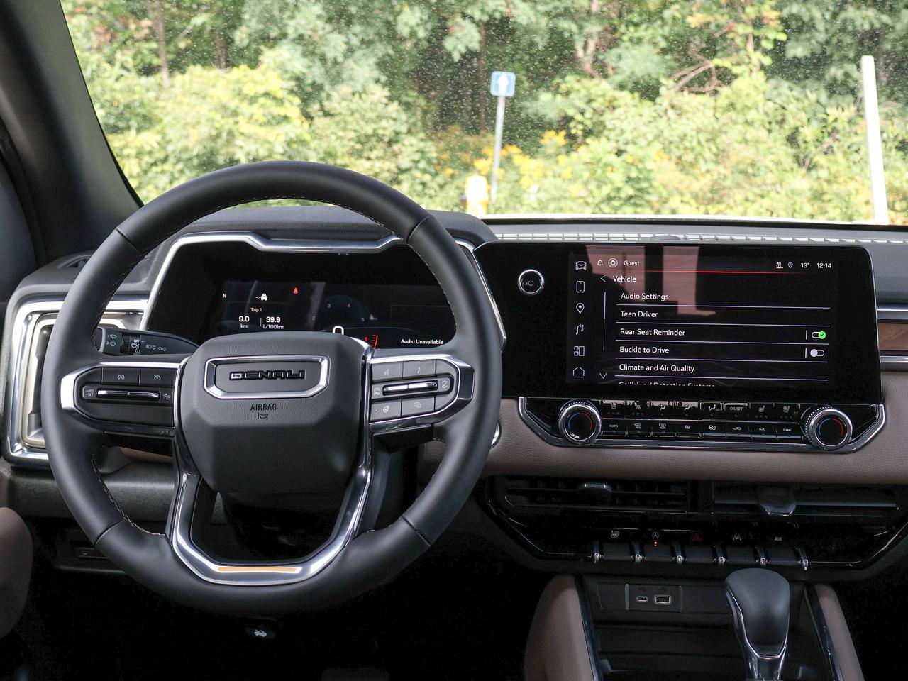 2026 GMC Canyon Denali Photo