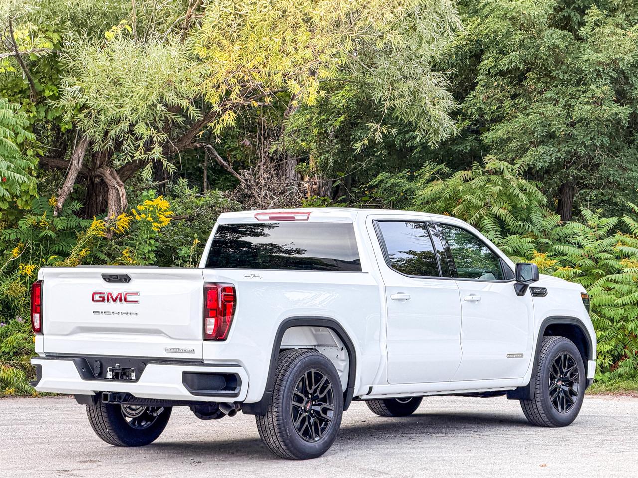 2026 GMC Sierra 1500 ELEVATION Photo