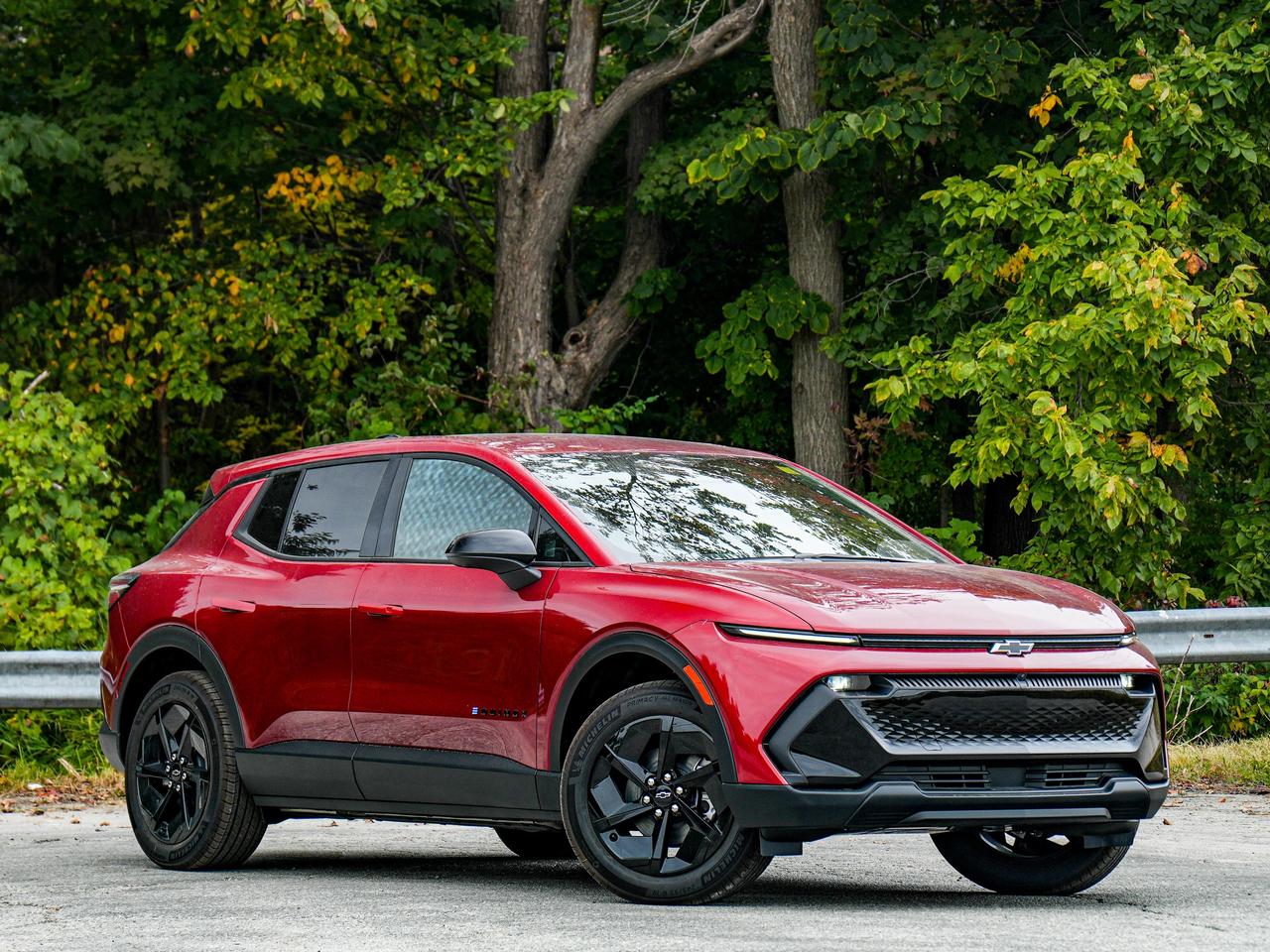 2027 Chevrolet Equinox EV LT1 w/PCY Photo1
