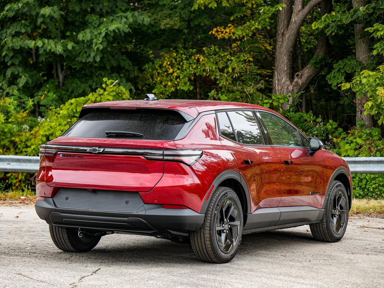 2027 Chevrolet Equinox EV LT1 w/PCY Photo