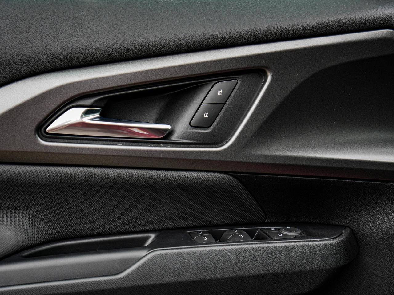 2027 Chevrolet Equinox EV LT1 w/PCY Photo