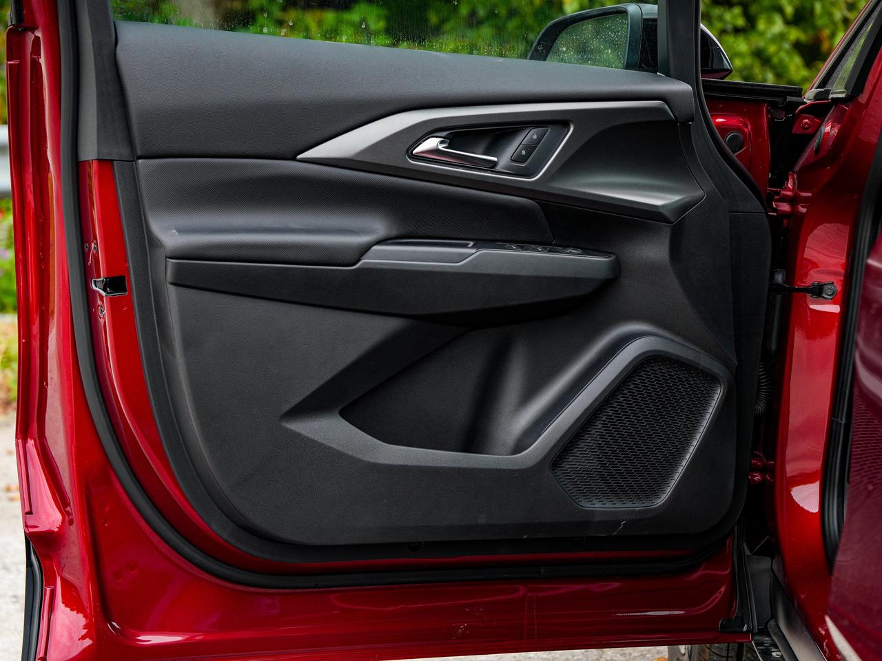 2027 Chevrolet Equinox EV LT1 w/PCY Photo