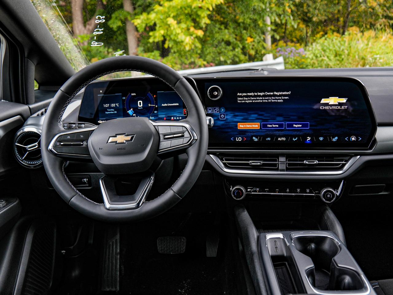 2027 Chevrolet Equinox EV LT1 w/PCY Photo