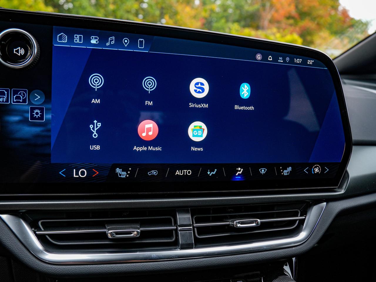 2027 Chevrolet Equinox EV LT1 w/PCY Photo