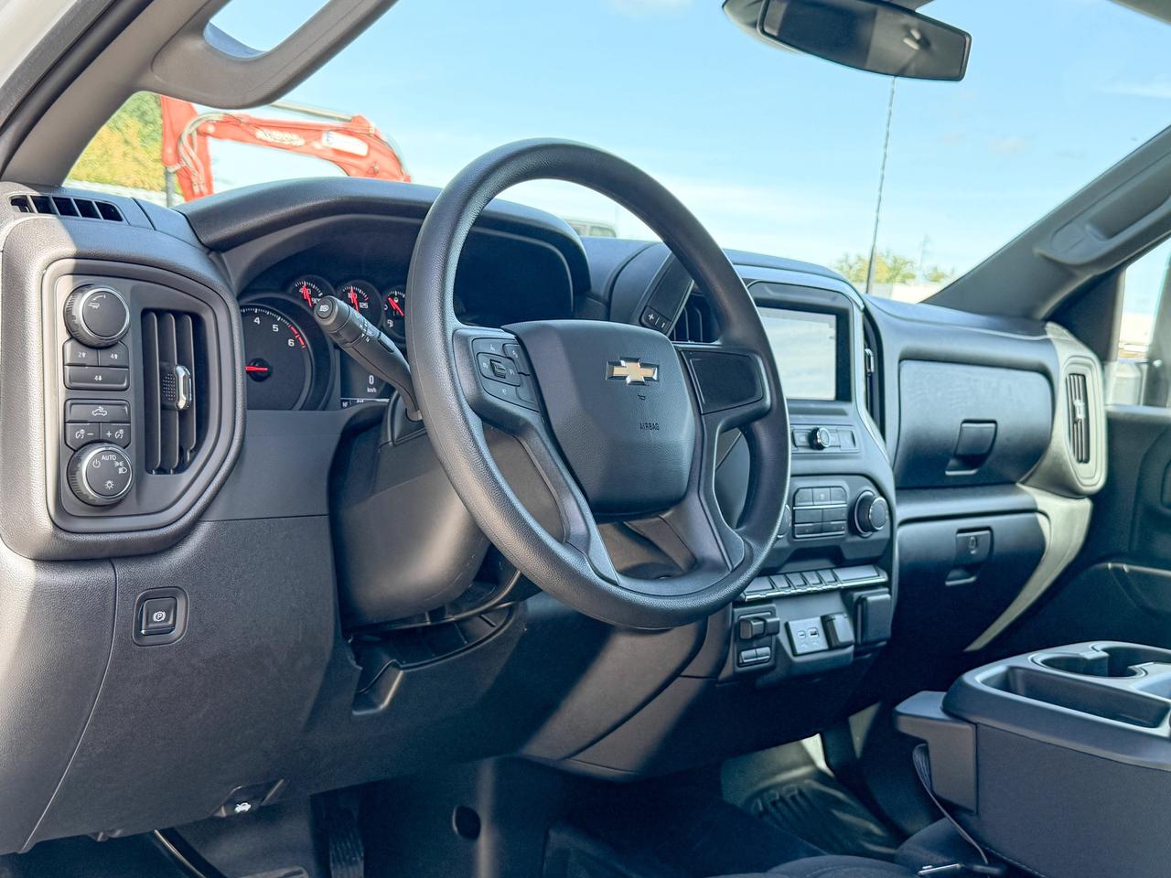 2026 Chevrolet SILVERADO 2500HD Work Truck Photo