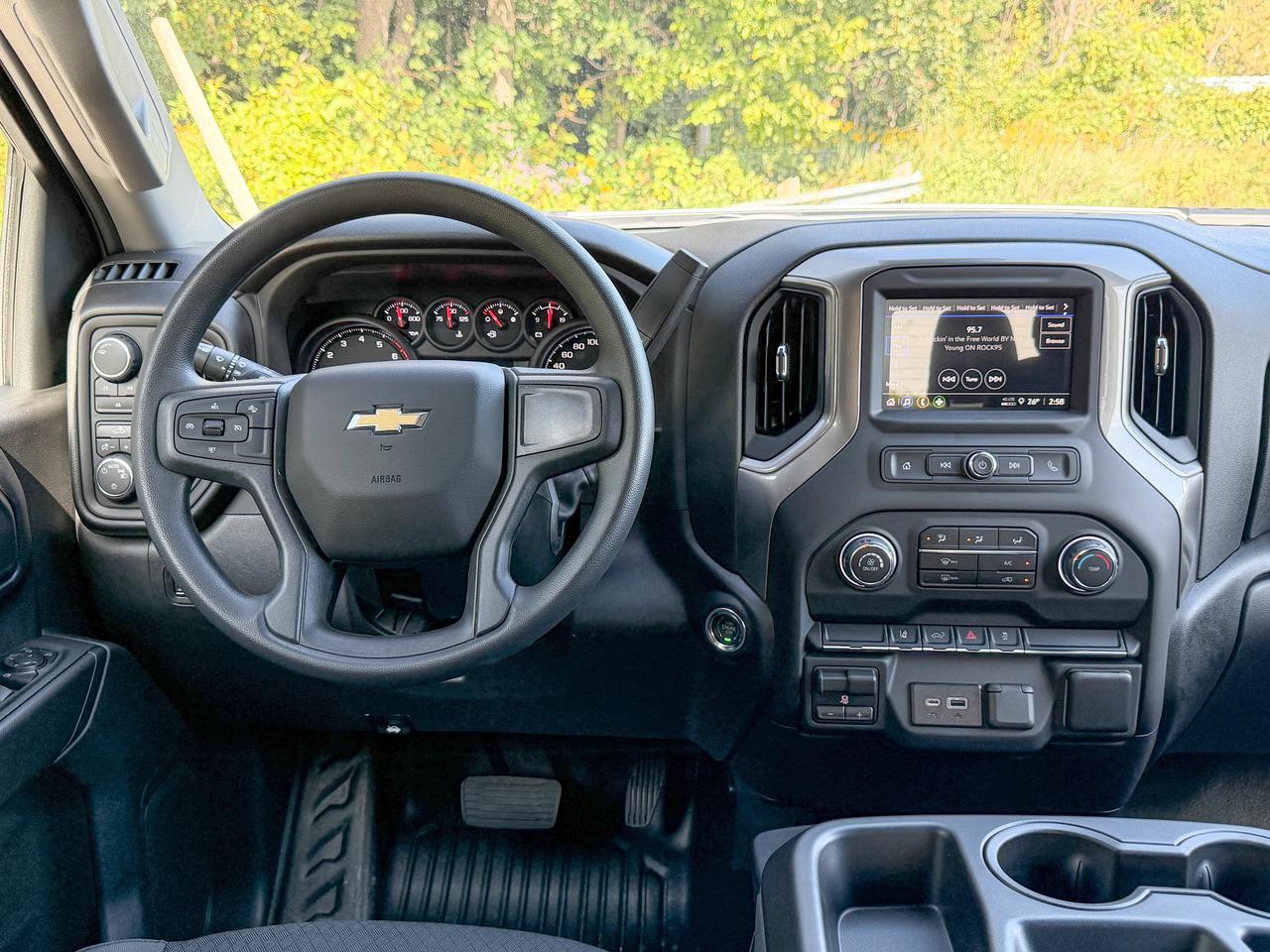 2026 Chevrolet SILVERADO 2500HD Work Truck Photo