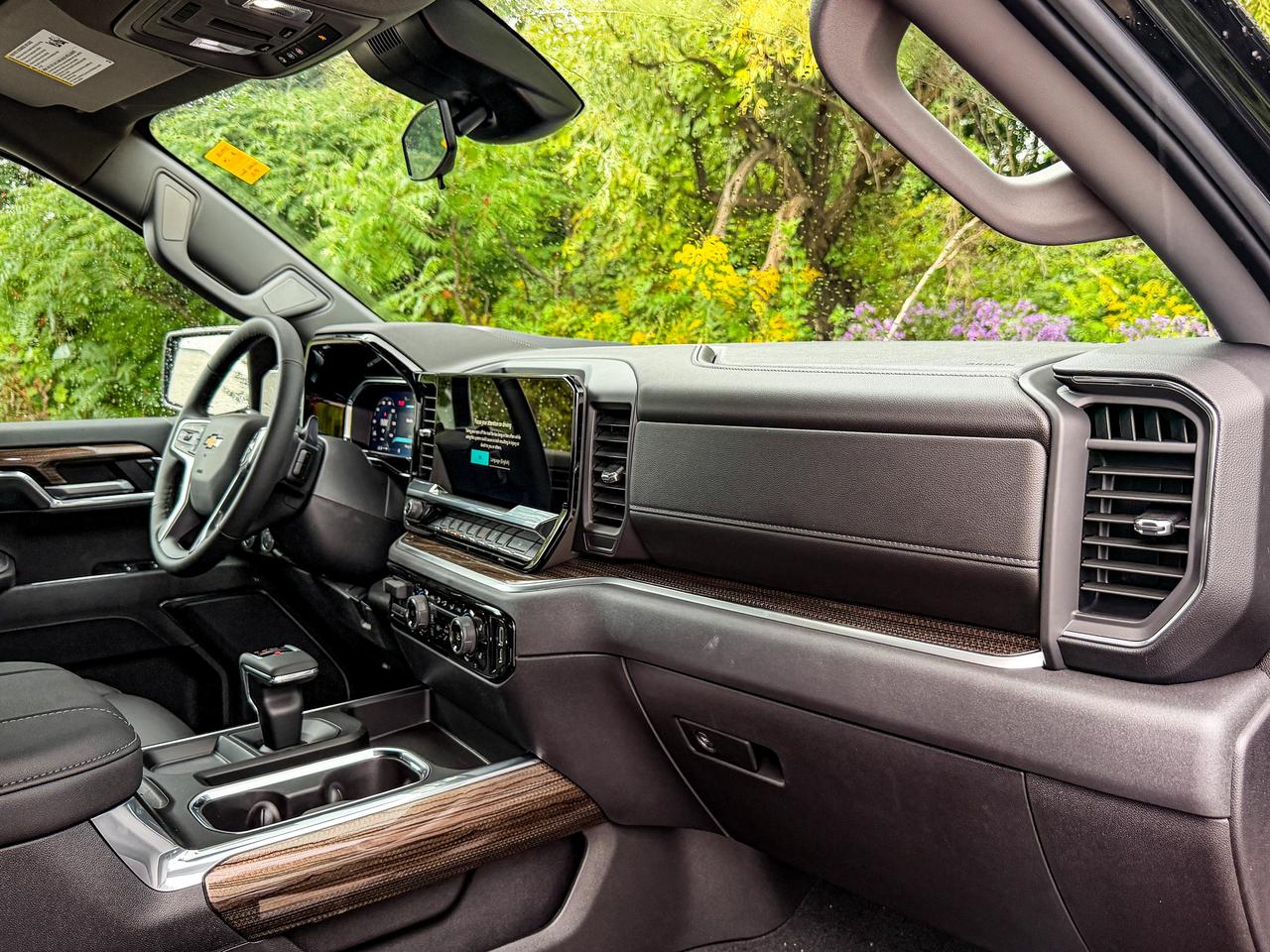 2026 Chevrolet Silverado 1500 LT Photo