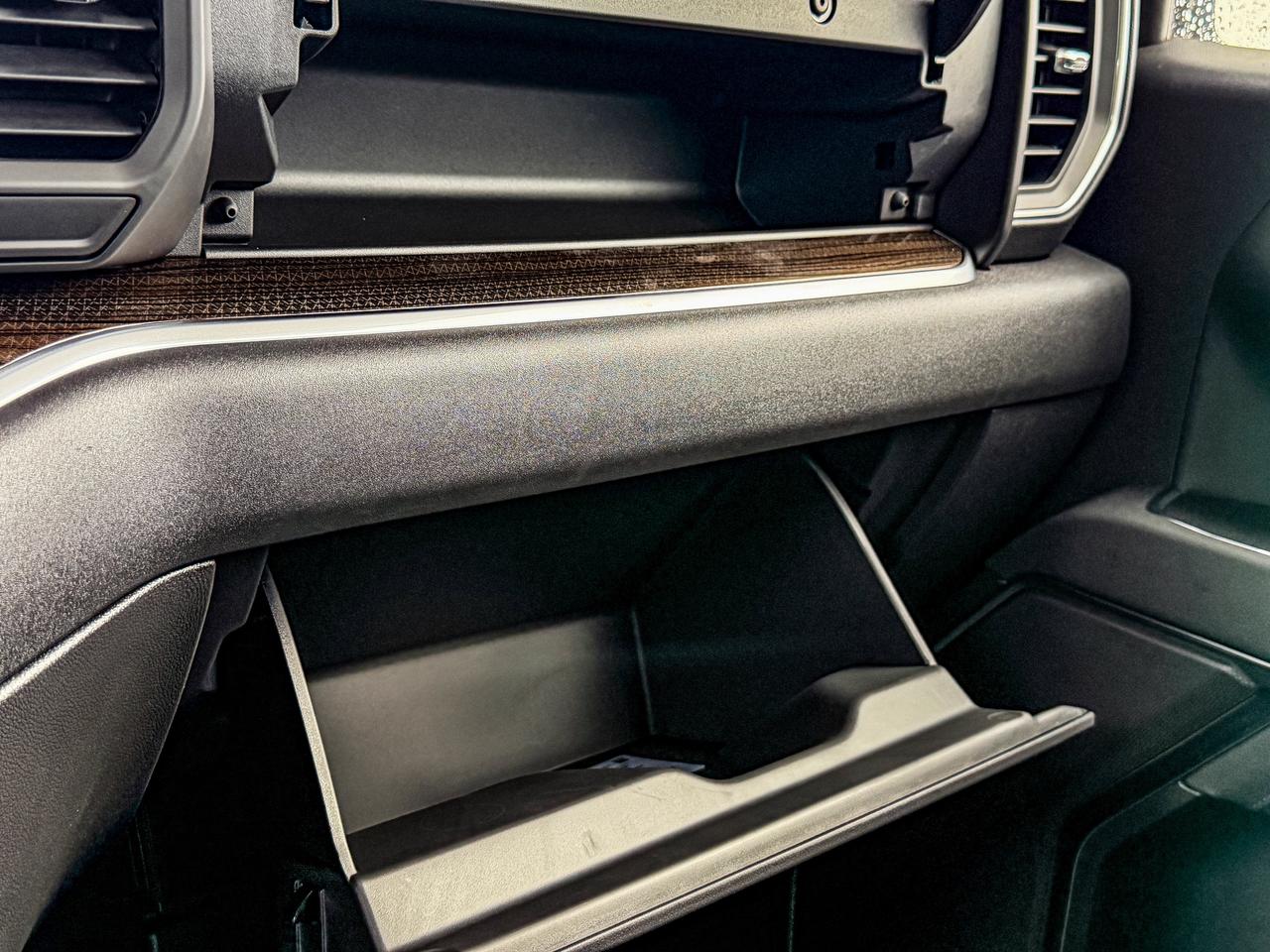2026 Chevrolet Silverado 1500 LT Photo