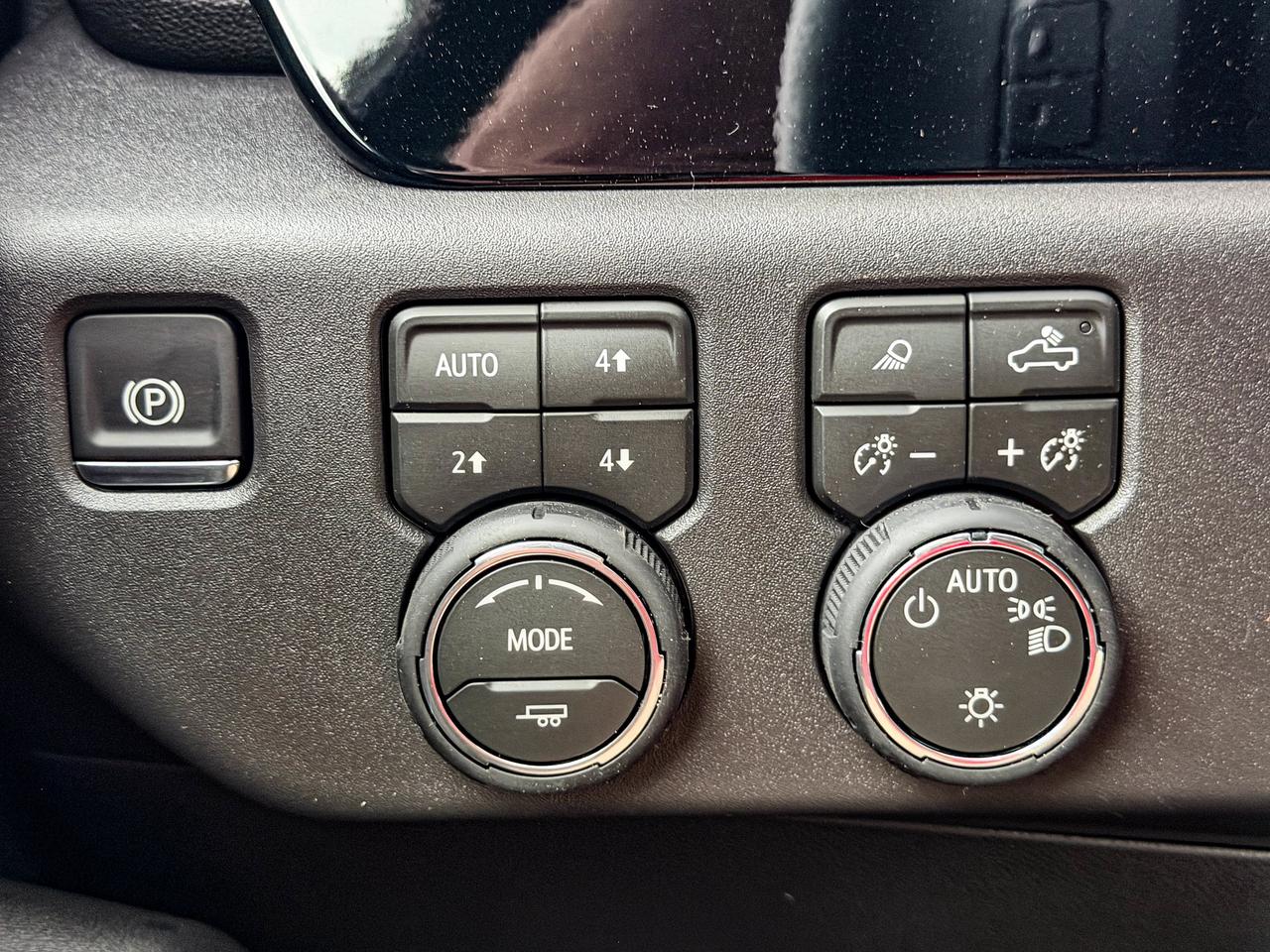 2026 Chevrolet Silverado 1500 LT Photo