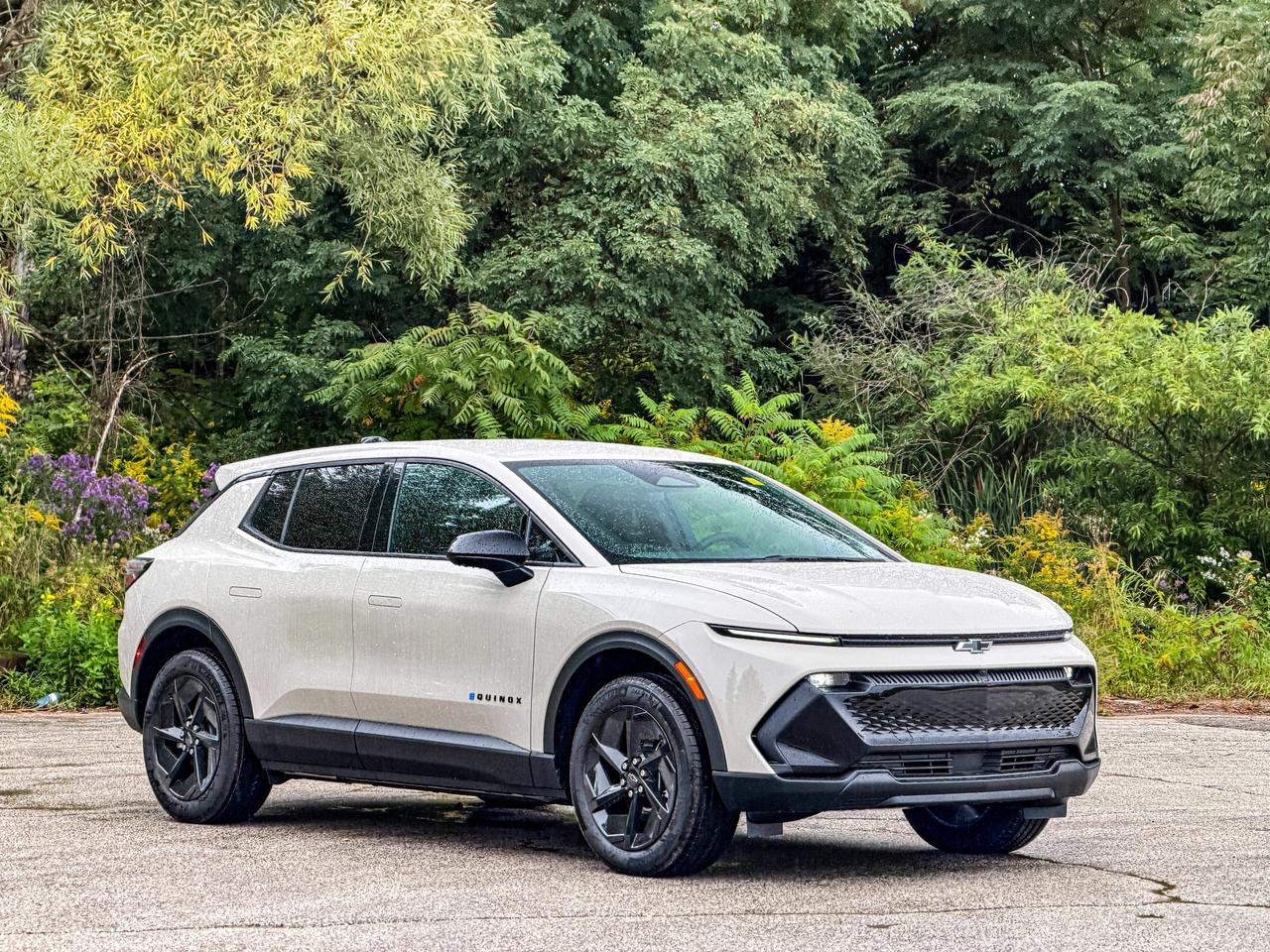 2027 Chevrolet Equinox EV LT1 w/PCY Photo