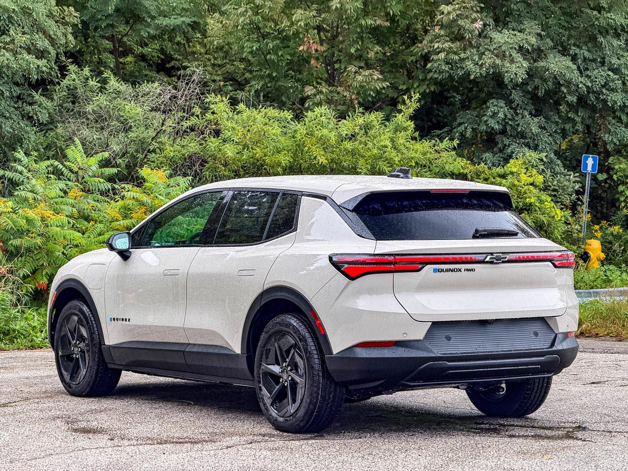 2027 Chevrolet Equinox EV LT1 w/PCY Photo