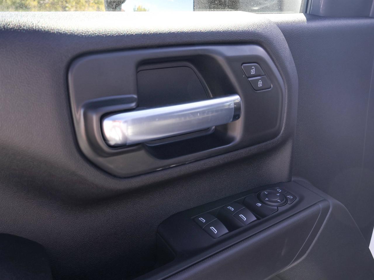 2026 Chevrolet SILVERADO 2500HD Work Truck Photo
