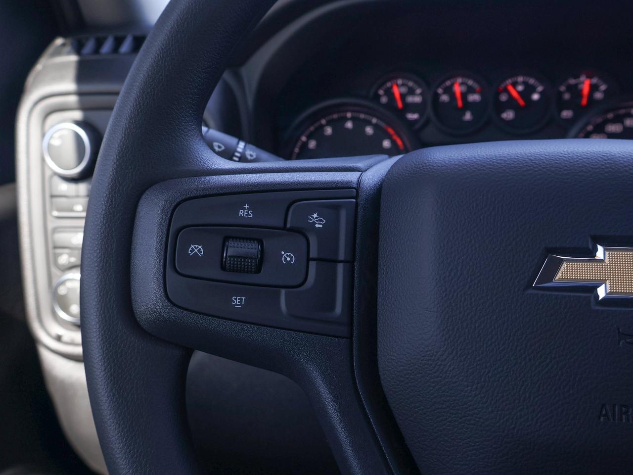 2026 Chevrolet SILVERADO 2500HD Work Truck Photo