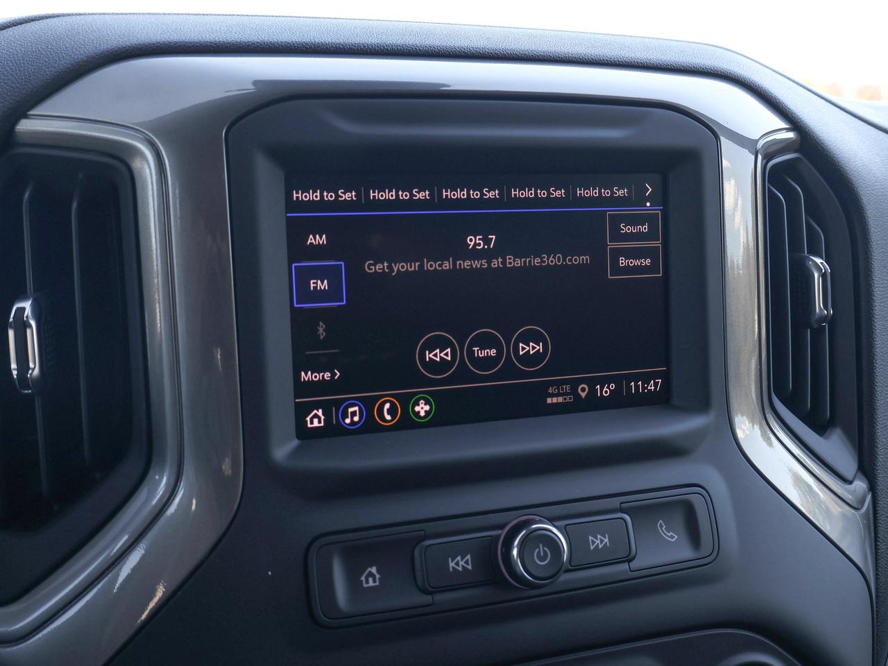 2026 Chevrolet SILVERADO 2500HD Work Truck Photo