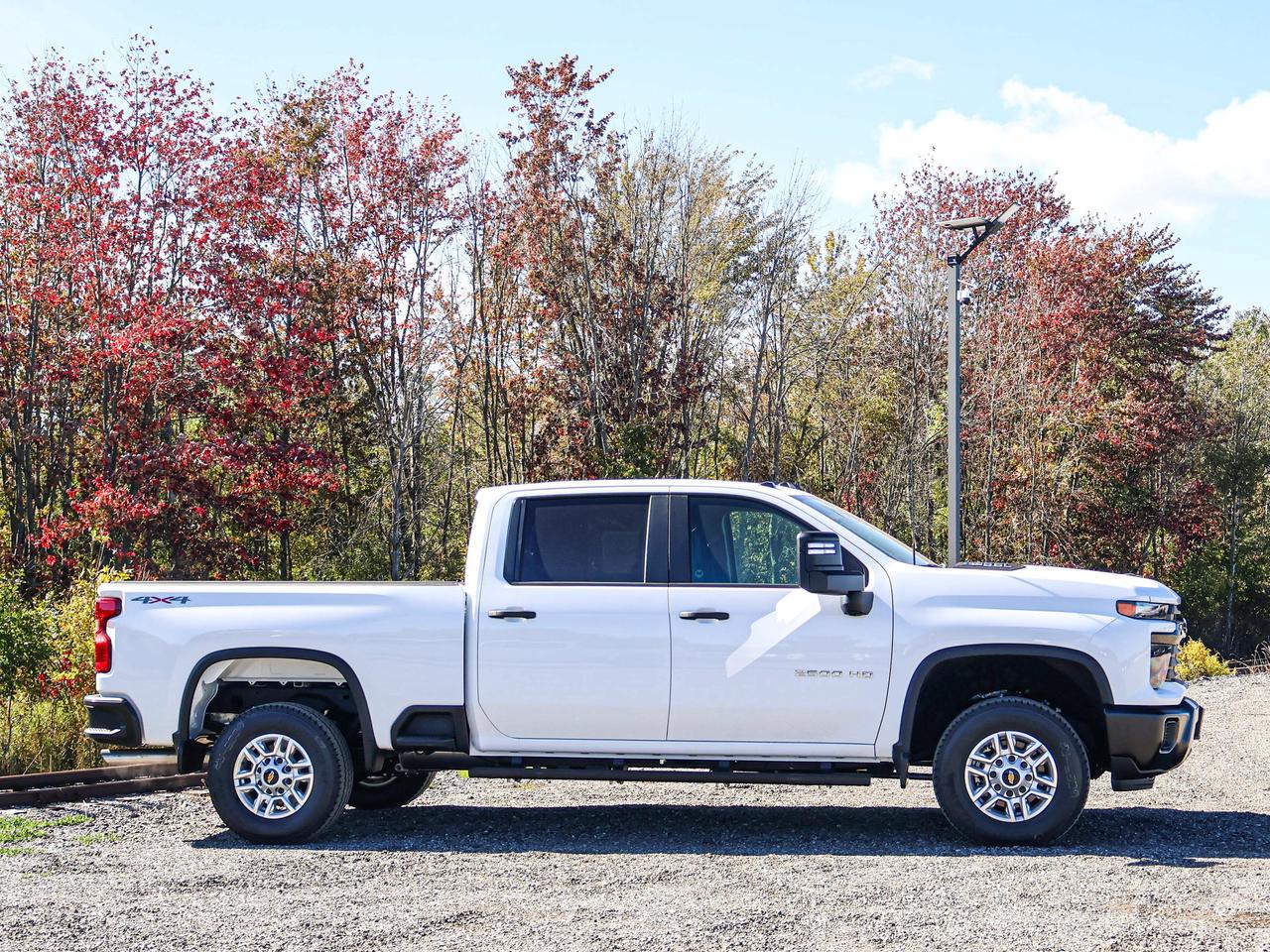 2026 Chevrolet SILVERADO 2500HD Work Truck Photo2