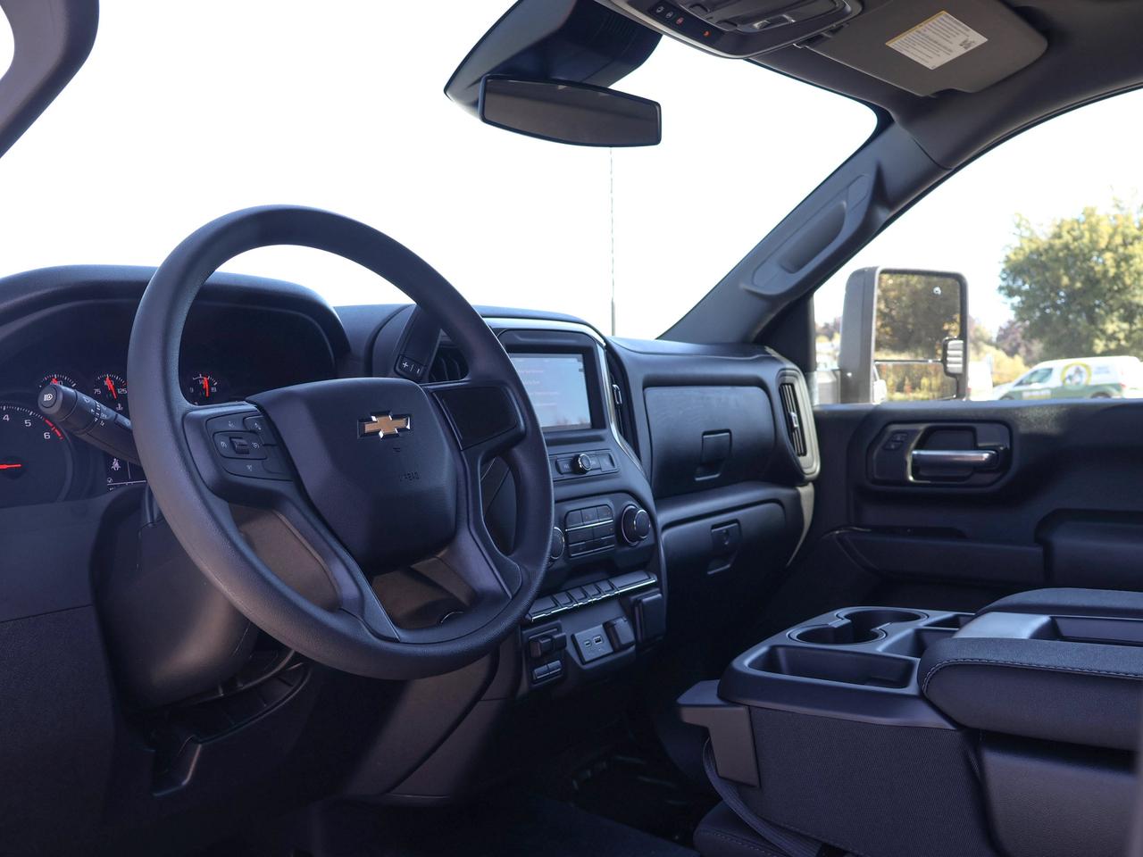 2026 Chevrolet SILVERADO 2500HD Work Truck Photo